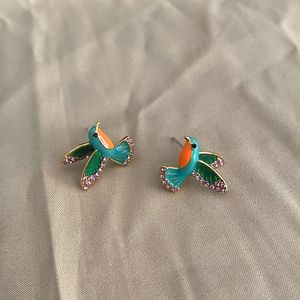 Trendy Women's Stud Earrings Enamel Glaze Hummingbird Ears Studs Flash Diamond Micro Earpieces