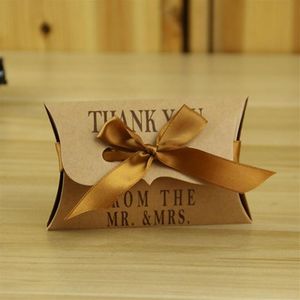 Kraft papierowy poduszka kwadratowa pudełko cukierkowe rustykalne przysługę ślubne torby na cukierki torby na przyjęcie weselne z wstążką 100pcs Lot262g