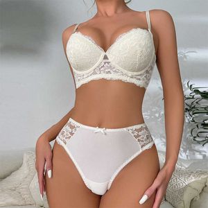 2-teiliges luxuriöses weißes Sexy-BH- und Dessous-Set für Frauen mit Spitze – halbgepolstertes erotisches Unterwäsche-Höschen – Langerie Q0705