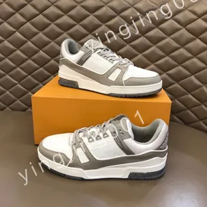 2023 Новые дизайнерские мужчины молодежь Rivou Casual Trend Shoes Mens Classic Sneaker Fashion Shoes Platform Sports Trainers Rd220804