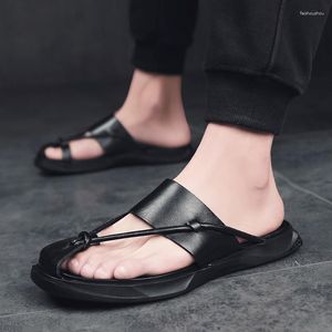 Summer Men Sandals 558 Flip Flops عالية الجودة شاطئ غير انقطاع غير متدفق من الجلد النعال الذكور Zapatos Hombre أحذية عارضة L5