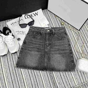 Skirts Designer 2023 Summer New Fashion Letter Contrast Pocket Small a Denim Half Skirt HTGY