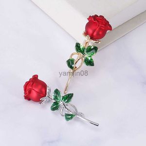 Pins Brooches Rose Flower Brooches for Women Lady Fashion Vintage Elegant Enamel Flower Pin Summer Design Valentine's Day Gift HKD230807