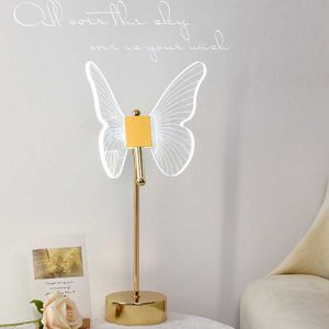 Lampada da tavolo retrò Farfalla in acrilico dorato Lampada da scrivania a LED Hotel Villa Art Decor Lampada da tavolo a LED Soggiorno Comodino Luci notturne a LED HKD230808