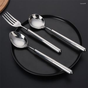 Set di stoviglie 304 Stoviglie in acciaio inossidabile con manico tondo ispessito Set forchetta e cucchiaio per uso domestico di lusso leggero occidentale