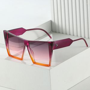 Sonnenbrille Frauen Cat Eye Niet Dekoration Punk Unisex Qualität Big Frame Goggle Damen Uv400 Rechteck Brillen