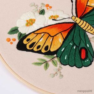 中国製品DIY刺繍蝶の花のパターン針ワークセット刺繍フープクロスステッチキット初心者R230807の縫製クラフト