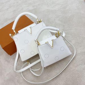 Capucines Draagtas Vrouwen Effen Handtassen Portemonnee Echt Leer Lange Riem Geborduurde Letter Gouden Hardware Crossbody Schoudertassen 27/20cm