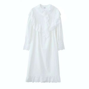 秋の風の女性スタイルは、パレスレースのエッジホワイトドレスを改造します