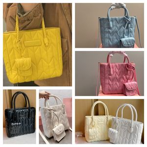 Tek Toates Tasarımcı Çanta Alışveriş Çanta Omuz Çantaları Moda Çantalar Trend Günlük Parti Mektupları Crossbody Bag Çanta Moda Trendi Günlük Parti Yüksek Kalitesi