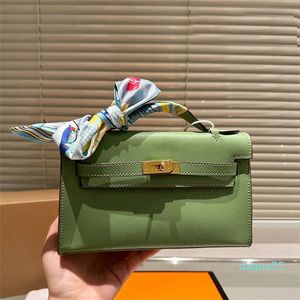 Klasik küçük çanta çantası mini tote 5a çantalar deri altın donanım moda harfleri birden çok renk cüzdan 22cm