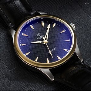 Armbanduhren 2023 Quarzuhr Luxus Männer Outdoor Herrenuhren Sport Wasserdichte Armbanduhr Uhr Leder Handgelenk Für Geschenk