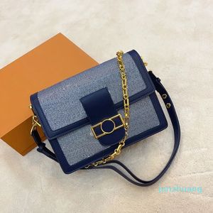 Tasarımcı -Blue denim tuval crossbody çanta zinciri omuz çantaları kadın çanta mektubu baskı flep messenger çantası altın donanım mektubu toka deri omuz kayışları