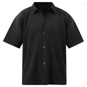 Men's Casual Shirts Homme Plisse Short Sleeved Shirt Crimping Sagging Sensation Fashion Loose And Comfortable Top