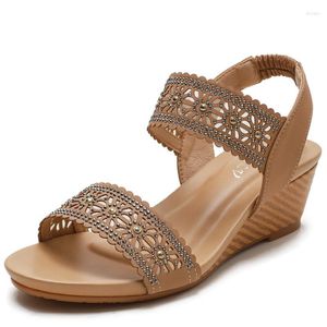 Bimooth für Sandalen Freizeitkeile Frauen Sommer große Größe Schuhe Frauen TPR SOLE High Heels Print PU Slipper Med Bm002 5