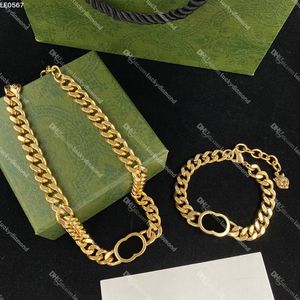 Pulseiras de latão com letras e colares com letras entrelaçadas Pulseiras femininas hip hop de ouro com caixa de presente