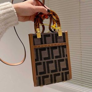 Wysokiej jakości F Projektanci liter TOTE TORP Torby na ramię Mini Women Designer Bag Class