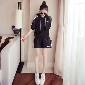 Kvinnors träningsdräkter Shorts Set Summer Loose Sports Suit Half Sleeve Hooded T-shirt och Wide Ben Two Piece Korean Fashion Casual Women