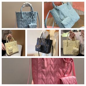 Tasarımcı Çantalar Kalite Luxurys Crossbody Bag Erkekler Bag Sırt Çantası Moda Trend Sıradan Parti Kadın Çantaları Tasarımcı Ackpack Serin Moda Soylu ve Zarif