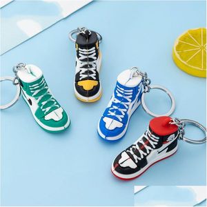 Sko delar tillbehör ny stil stereo sneakers nyckelringar knapp hänge 3d mini basketskor modell mjuk plastdekoration present nyckel