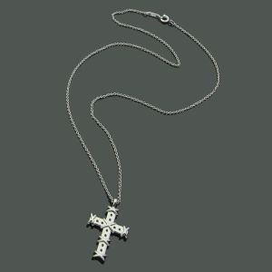 Womens Cross Diamonds Netclaces Designer Jewelry Necklace Complete Complete Confer