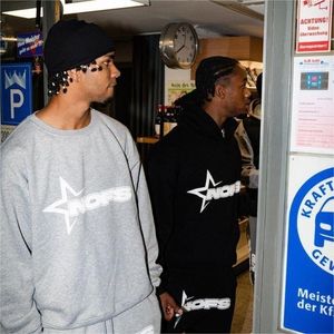 Hoodies للنساء من النوع الثقيل y2k pulver harajuku nofs حرف الطباعة الرسومية ذات الحجم الكبير للبلوزات البونس قميص الصخور القوطية قمم الشارع 230808