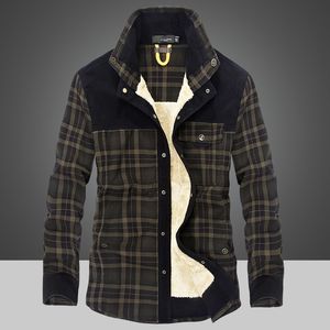 Giacche da uomo Giacca invernale Uomo Addensare Camicie in pile caldo Cappotti 100% cotone Giacca di flanella scozzese Abiti militari Chaquetas Hombre Taglia M-4XL 230807