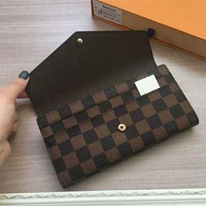 luxurys Lvvs Clutch bag Change purse Designer Brand Wallets Card Bag 2024 New Womens Fashion Texture Purse Multifunctional Portable Buckle Purse Factory Sales