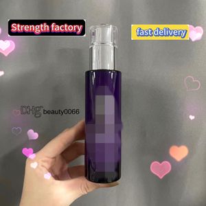 クリーム紫色のボトル女性フェイシャルセラム1.7 fl.oz/50ml肌のタイトネス紫色のボトル