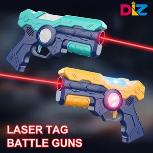 Waffenspielzeug Kinder Laser Tag Spielzeugpistolen Elektrische Infrarotpistole für Kinder Laser Tag Kampfspiel Spielzeug Waffe Pistolen Geschenk für Jungen Spiele im Freien 230807