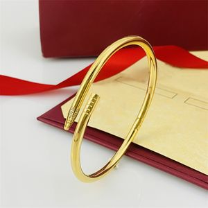 Mulheres pulseira designer de jóias punk ouro prego homens banhado a ouro diamantes de aço inoxidável para o amante Dia de Ação de Graças festa de Páscoa vestindo muito brilhante tem logotipo