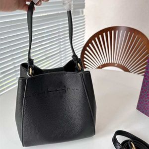 Womans Luxurys TB Bucket Buck Designer أكياس حقائب اليد الكتف Crossbody Bag Bag New Fashion Texture Leather Cross Saigon Messenger Bags Bags Totebags