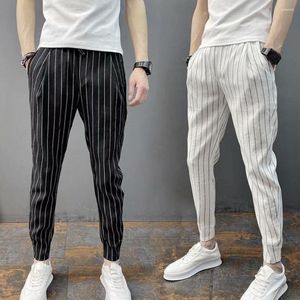 Pantaloni da uomo Tasche da uomo Super Soft Streetwear Stretch Pantaloni a matita Harem a vita media per l'uso quotidiano