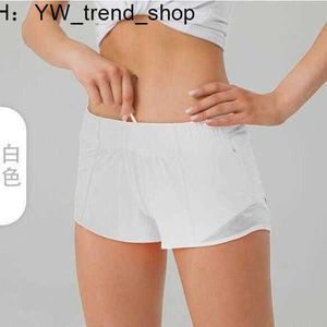 Lulus Summer Yoga Hotty Hot Shorts通気性クイック乾燥スポーツ下着ポケットランニングフィットネスプリンセススポーツウェアジムレギングLU Q0JF 2 Lululemen FGOC