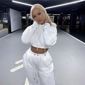 Sweats à capuche pour femmes Sweatshirts Hiver Polaire Hauts courts et pantalons Ensemble 2 pièces Femmes Survêtement Sportswear Mode Casual Streetwear Vêtements Outfit 230808