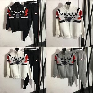 Pantaloni da cappotto da donna a righe Giacca con cerniera stampata Pantaloni sportivi con lettera a triangolo Pantaloni con cappuccio casual Pantaloni sportivi