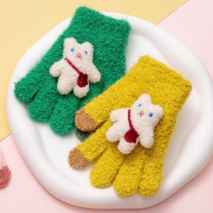 Barn s Mittens Korean Bear Baby Gloves Winter Warm Lamb Fleece Full Finger For Kids Boys Girl Cute Cartoon Children Sticked 230808