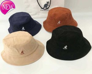 Geniş Memlu Şapkalar Kepçe 2020 Yeni Kangol İşlemeli Hayvan Desenli Güneş Gölgesi Düz Üst Moda Kurtarıcı Şapka Çift Seyahat A31504 C01236275512