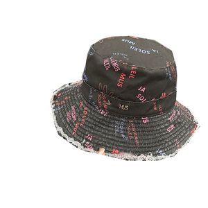 Women Fishering Hat Stylish Canvas Brushed Letter Printed Flat Top Bucket Hat Raw Edge Big Brim Hat Outdoor Shade Bob Hat
