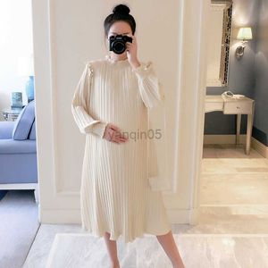 Maternity Dresses New Spring Maternity Dresses Fashion Chiffon Pleated Long Pregnancy Dress 2020 Casual Loose Maternity Clothes For Pregnant Women HKD230808