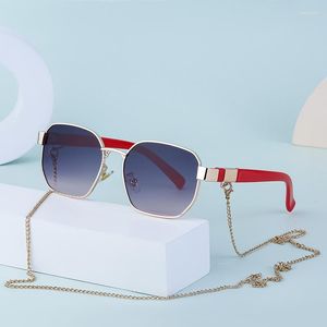 Sunglasses DOISYER Fashion Luxury Vintage Shade Women Designer Retro Square Chain Hang By The Neck