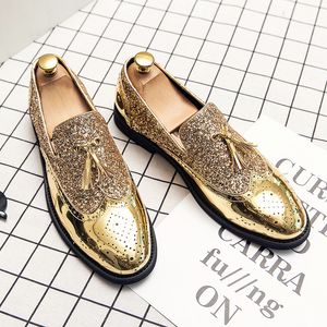 Märke guld tofs läder män skor designer glitter brogue skor män formella loafers skor paljetter bröllop fest klänning skor män
