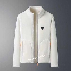 Jackor Kvinnorjacka Par Autumn and Winter Brand Invertered Triangle Jacket Herr- och kvinnors högkvalitativa Polar Wool Casual Warm Coat