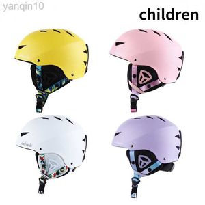 Ski Helmets Children Ski Helmet Kids Skiing Snowboarding Boy Girl Warm Breathable Ultra-light Sports Protective Gear Safety Snow Helmets HKD230808