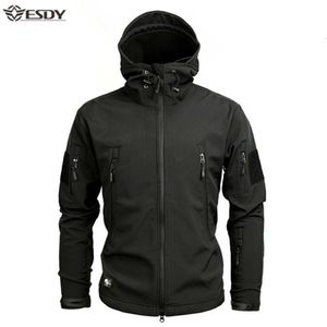 Women's Jackets Shark Soft Shell Military Tactical Jacket Men Waterproof Warm Windbreaker US Army Clothing Winter Big Size Men Camouflage Jacket 230807