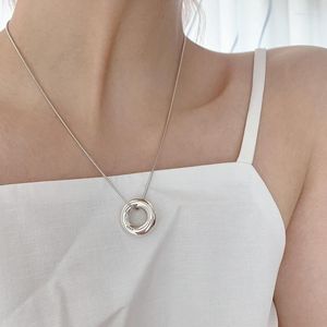 Hängen 925 Sterling Silver Hollow Geometry Pendant Halsband Rund choker för kvinnor Girl Fine Summer Jewelry Minimalist Fashion Party