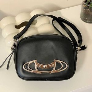 Vivi kamera çantası küçük kare eğik çapraz vücut kadın tasarımcı çantası kabartmalı koyu baharatlı kız omuz çantaları çanta deri çantası 230805