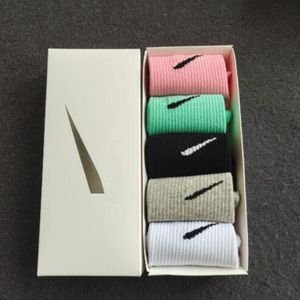 Herrensocke, hochwertige Baumwoll-Sportsocken mit gestreiftem Street-Style, Sport, Basketball für Männer und Frauen, Basketball, Fußballsocken, Technologie, Wolle, Geschenkbox, L5