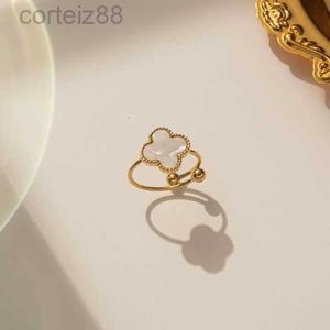 Projektant biżuterii Clover Pierścień klasyczny Diamond Butterfly Pierścionki ślubne Kobieta Mężczyzna miłość złoto srebrzyste chromowane serce walentynki dzień prezent 5ion