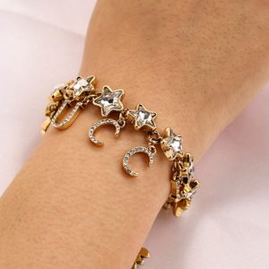 Pulseiras femininas com pingentes de design, letras de alta qualidade, diamantes CZ, ouro antigo, estrelas, pingentes, joias de luxo